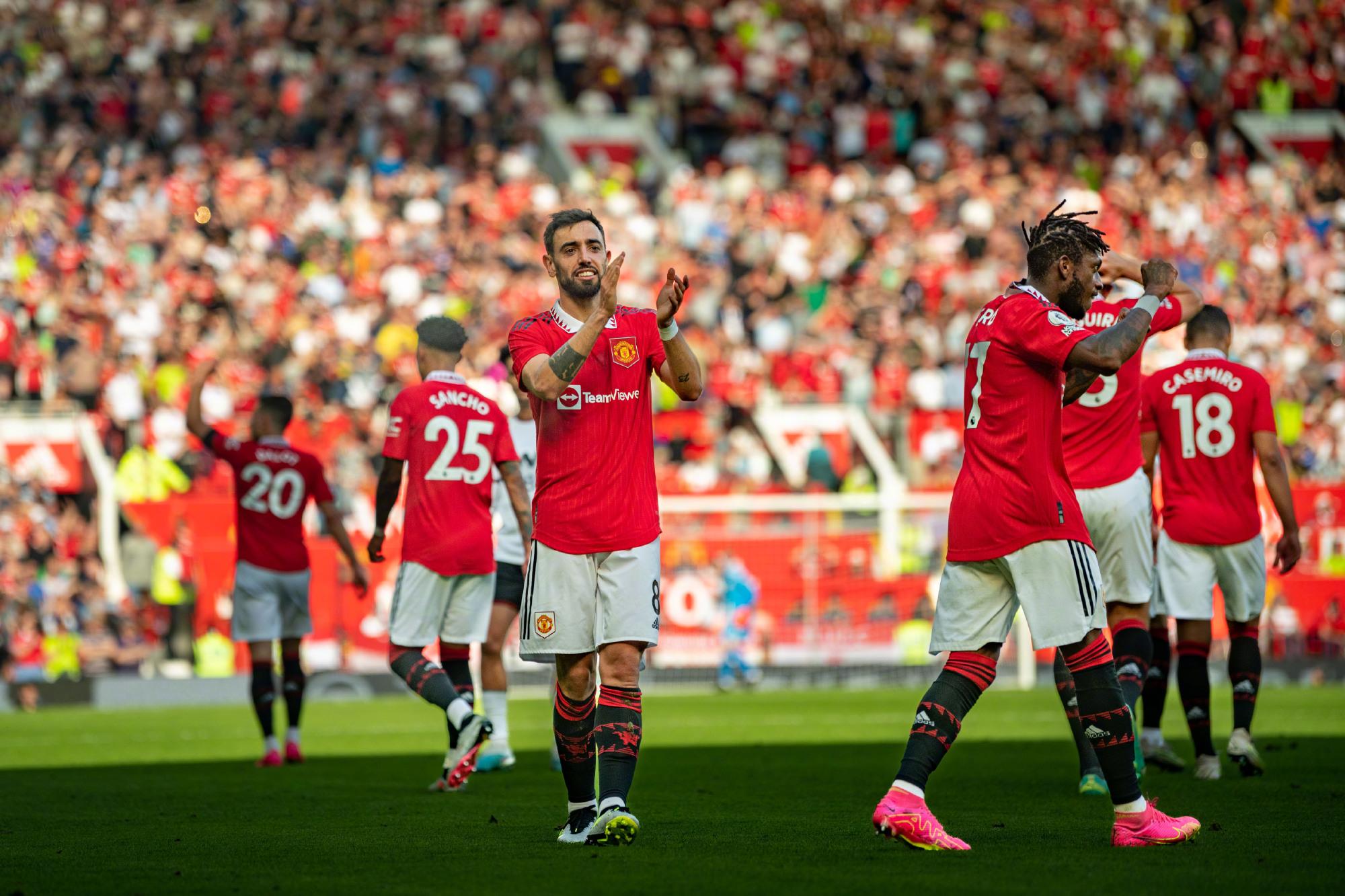 转会市场中 转会市场中