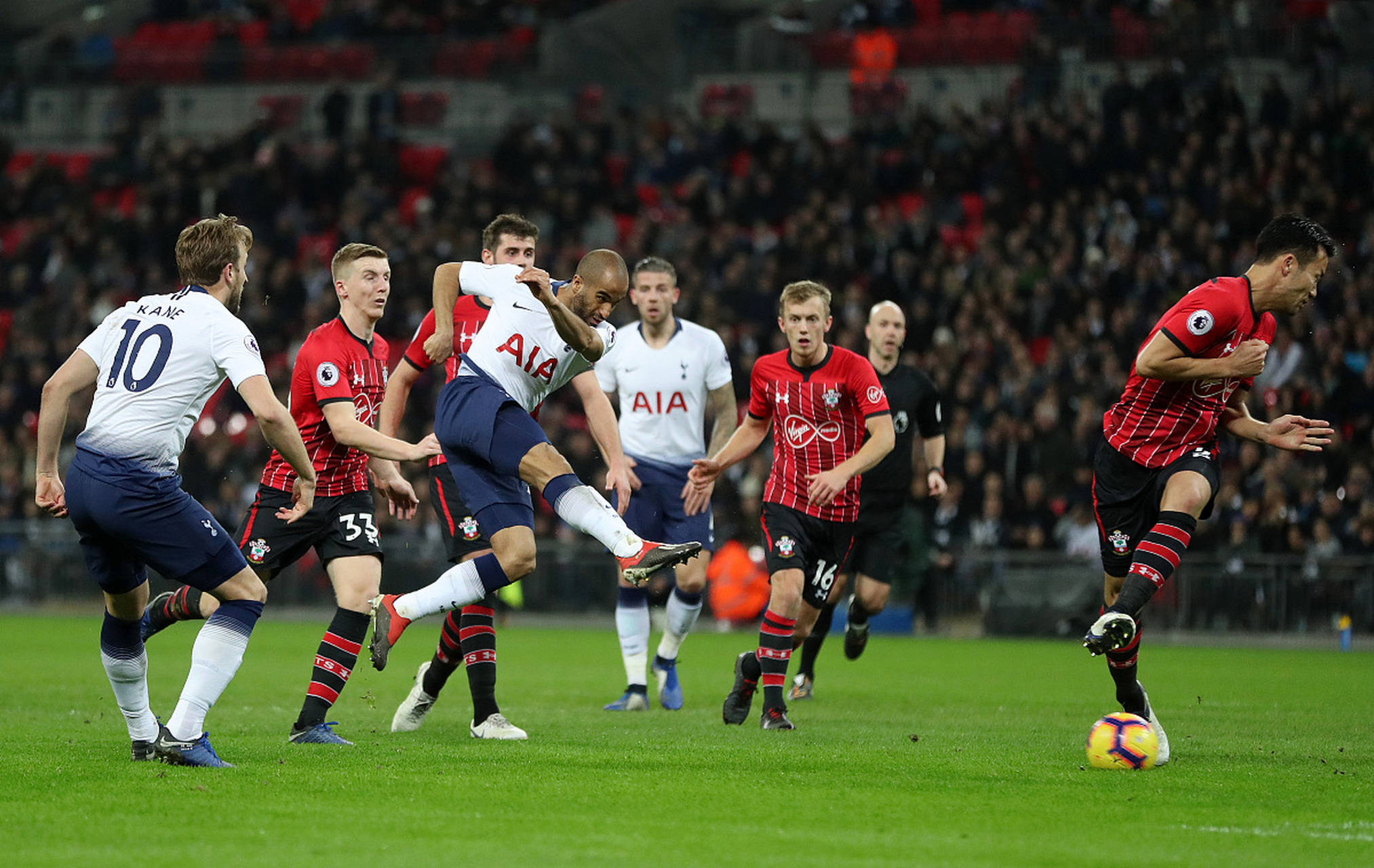 中场球员的 中场球员的